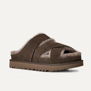 UGG Women's Greenport Cross Strap Slide 🇨🇦